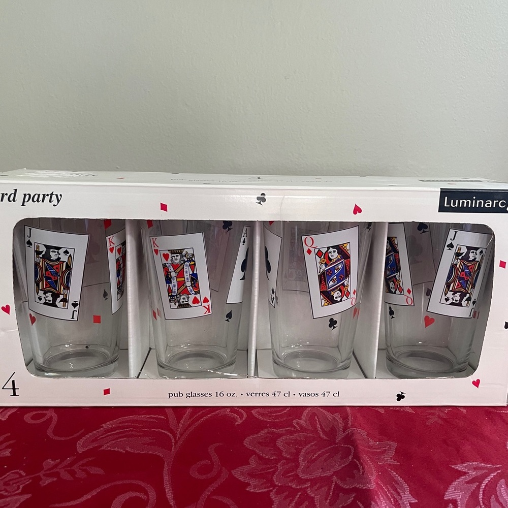 Drinking glasses